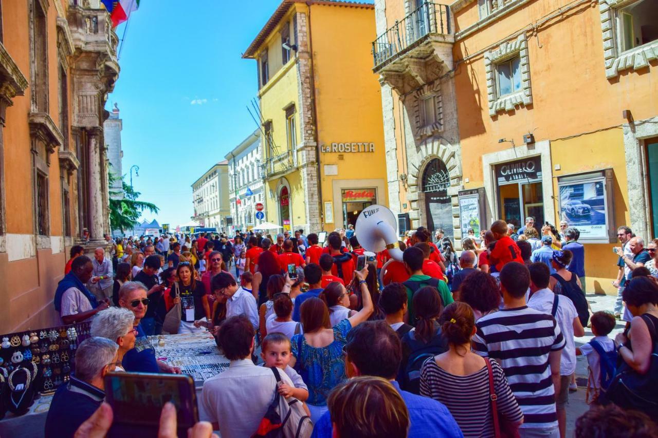 In Centro Da Piero - Appartamento In Via Della Viola Περούτζια Εξωτερικό φωτογραφία